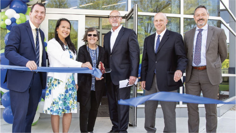 Cutting of the ribbon
