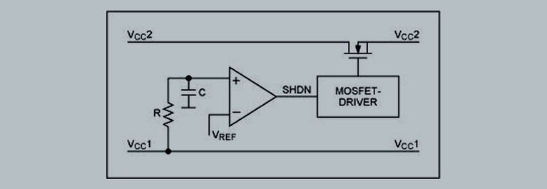 採用 RC 網路、比較器和 MOSFET 驅動器的電源時序