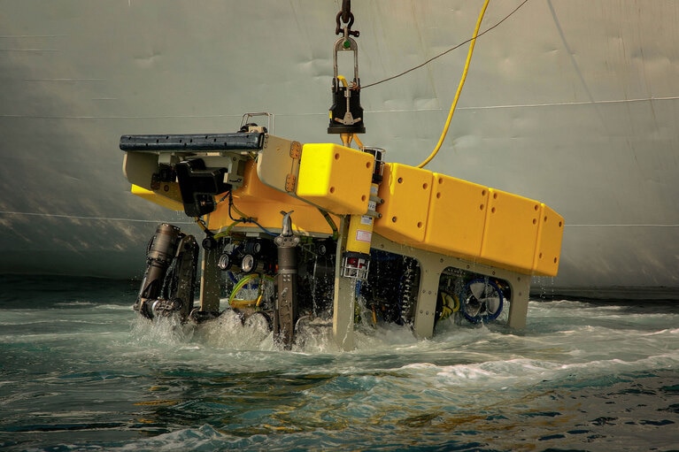 Underwater ROV